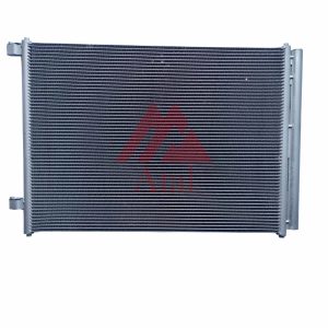 CONDENSADOR DA MÁQUINA CASE/NEW HOLLAND CR7.90/CR8.90/TC4.90/TC5.90/TC5070/TC5090